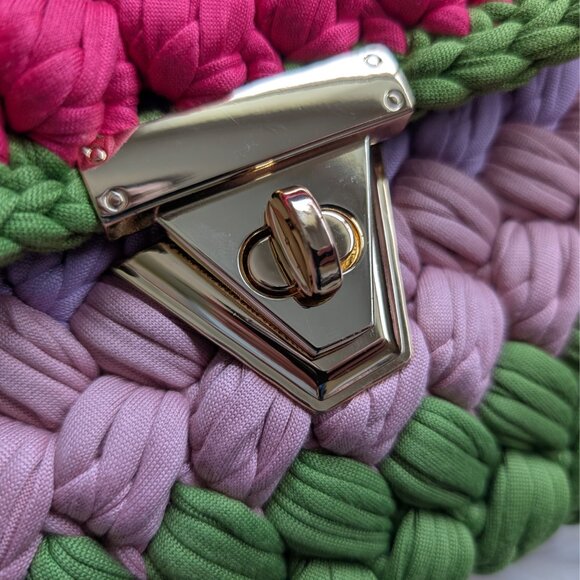 NEW Chunky Knit Crochet Crossbody Bag – Colorful, Unique & Handmade Look! - Picture 8 of 14